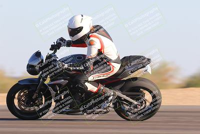 media/Nov-06-2023-Moto Forza (Mon) [[ce023d0744]]/3-Intermediate Group/Session 5 (Turn 9)/